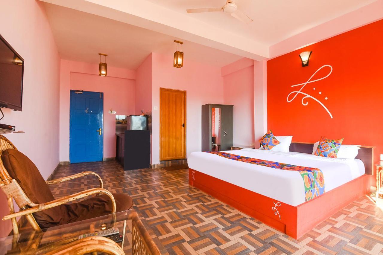 Hôtel Fabexpress The Voyage à Morjim Extérieur photo